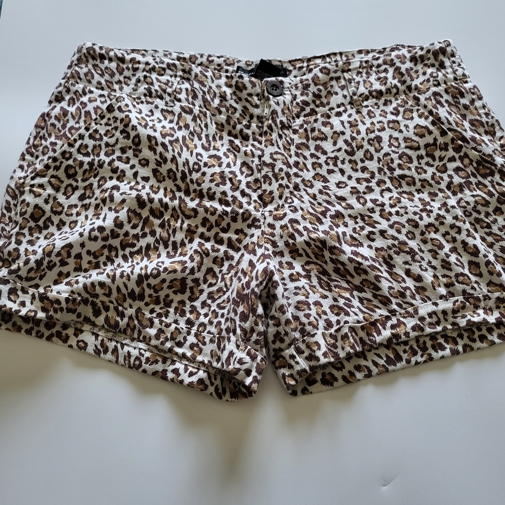 Short Marina Luna Size 8